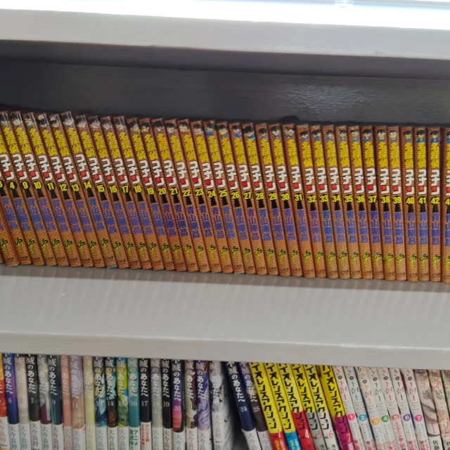 わせがくPURE高校　常総本校

図書室にたくさんの漫画が並びました！
休み時間などで楽しんでみてね☺

好き漫画も見つけられるといいですね!
図書室に足を運んでみませんか？

#図書　#本　#読書　#漫画　#アニメ