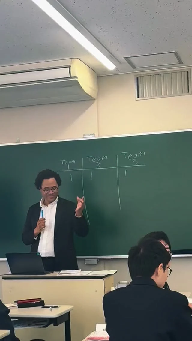 本日はALTの授業がありました！
放課後には、Alvin先生 と英会話を楽しむ生徒の姿も見られました😊
授業の時間だけでなく、自然に英語にふれる時間が広がっています✨

#通信制高校 #不登校支援 #私立高校 #ALT