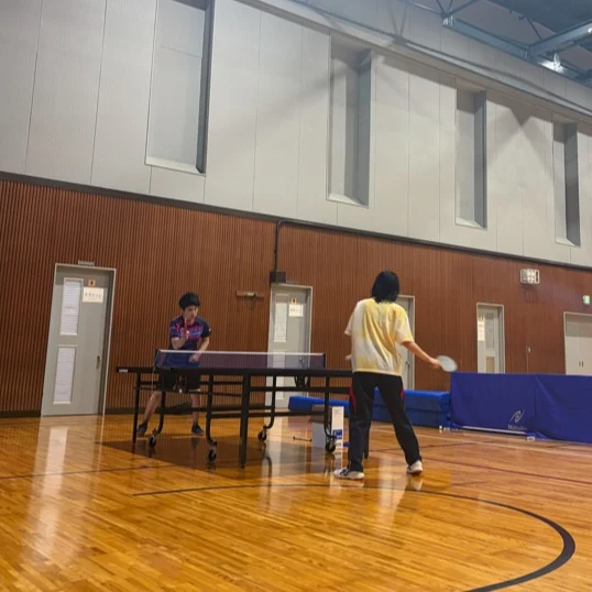＼学期末休暇中の部活動🏓🎸／

学期末休暇中、守谷キャンパスの卓球部と軽音部が常総本校におじゃましました！

普段とは少し違う環境で、卓球部は練習に励み、軽音部も楽器の練習に取り組みました✨

常総本校のみなさん、練習場所をお貸しいただきありがとうございました！

後期もそれぞれの活動を楽しみながら、頑張っていきましょう💪🌟

（常総の先生との即興バンドすごかったですね・・・😂）

#通信制 #通信制高校 #わせがく#茨城 #守谷 #個別相談 #不登校支援 #授業風景 #つくばエクスプレス #卓球部 #卓球 #軽音部 #軽音